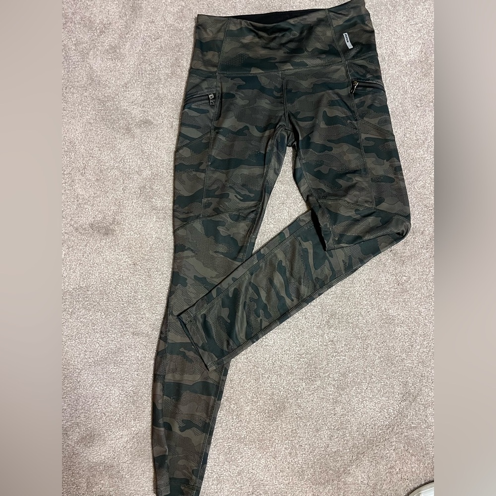 💕RBX Camouflage Leggings